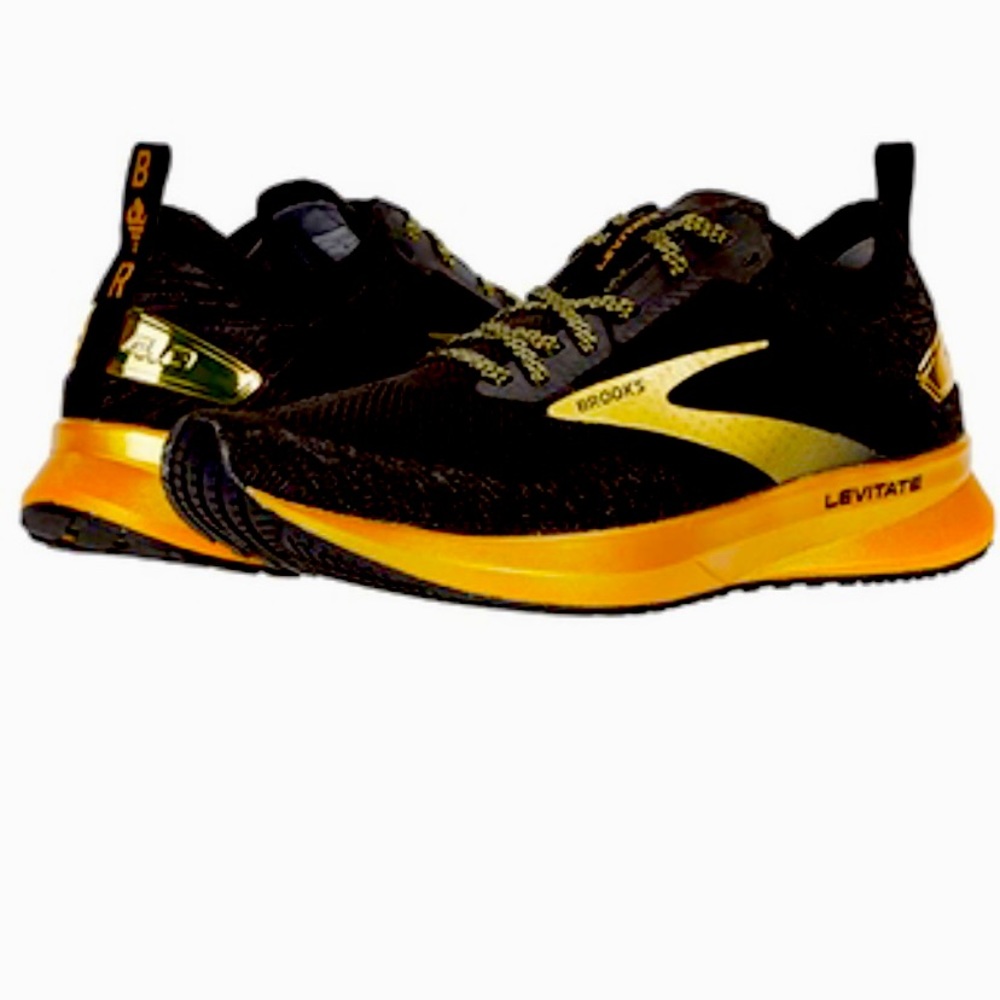 Brooks levitate running sneakers